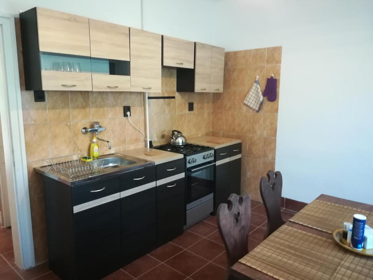 Setany Apartmanhaz Фоньод Экстерьер фото